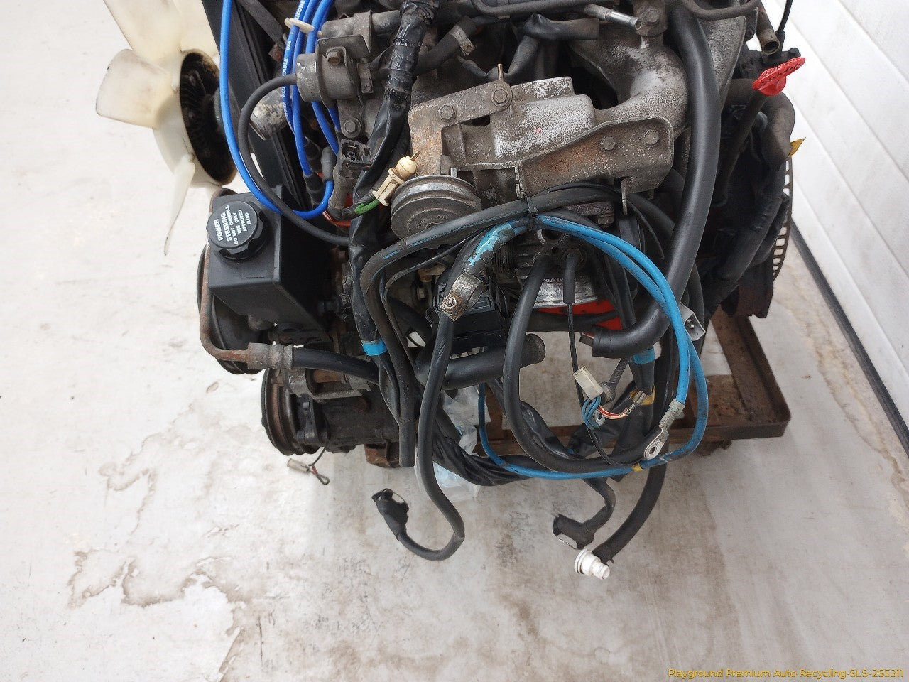 Volvo 240 Engine Assembly