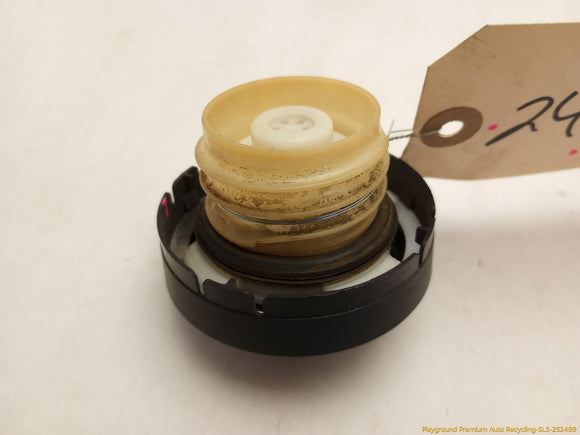 Lexus IS300 Fuel Cap
