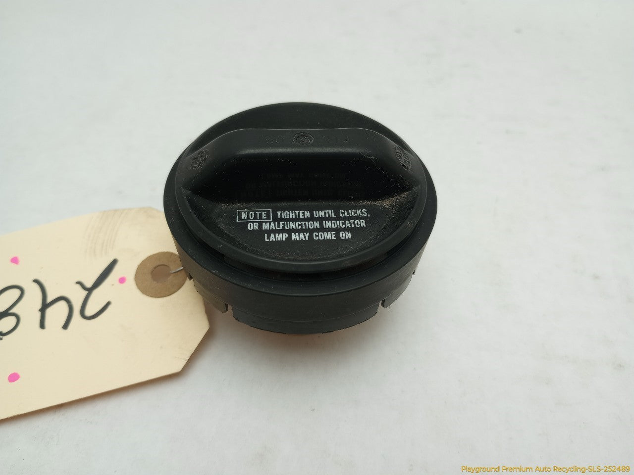 Lexus IS300 Fuel Cap