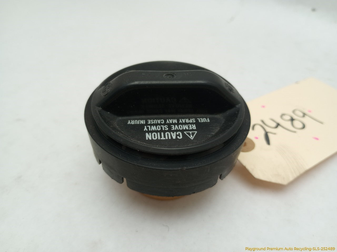 Lexus IS300 Fuel Cap
