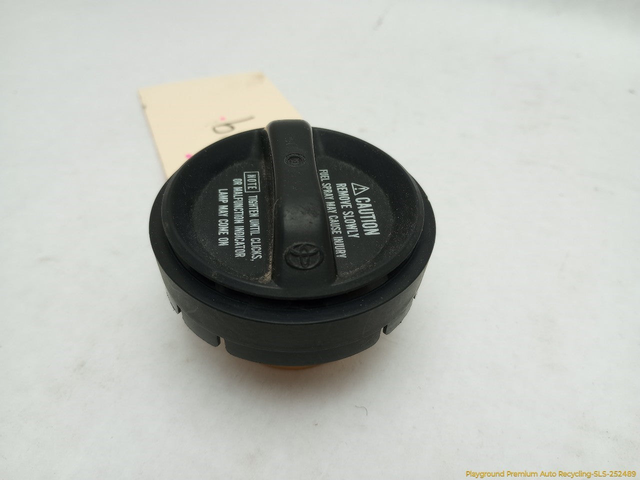 Lexus IS300 Fuel Cap