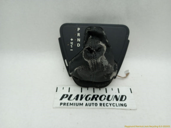 Land Rover LR2 Center Console Shifter Indicator Trim