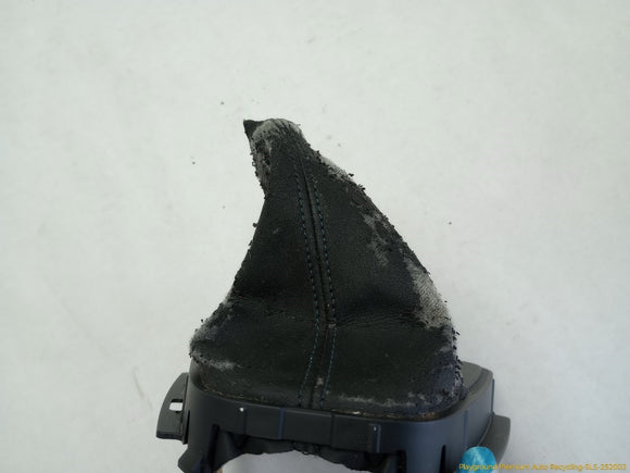 Land Rover LR2 Center Console Shifter Indicator Trim