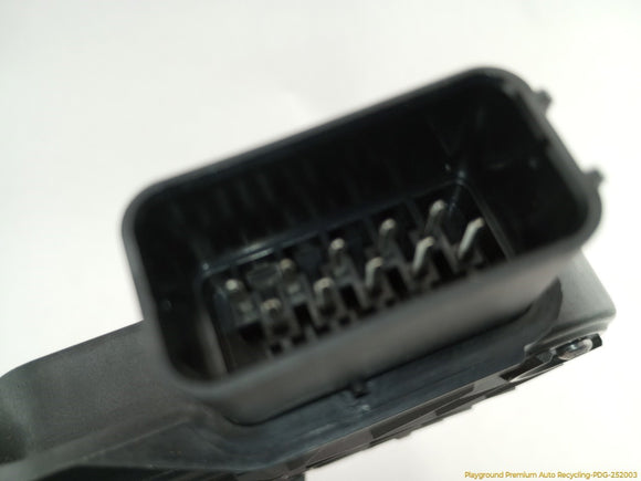 Land Rover LR2 Passenger Right Front Door Lock Actuator