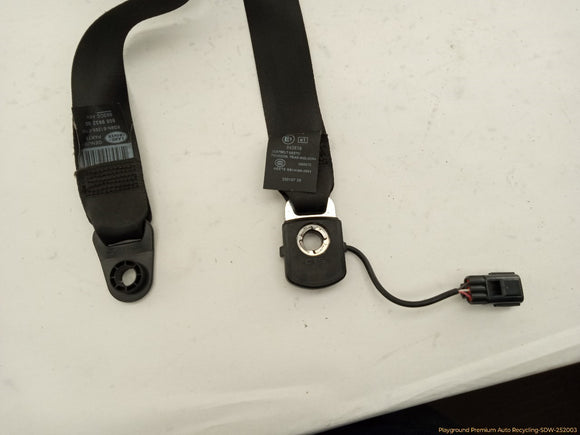 Land Rover LR2 Pair Of Front Seat Belt Retractors