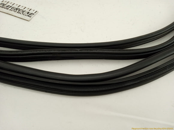 Land Rover LR2 Set Of 4 Upper Door Window Moldings