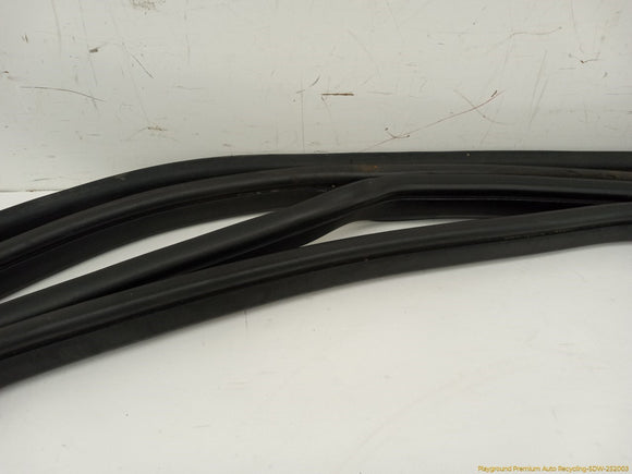 Land Rover LR2 Set Of 4 Upper Door Window Moldings