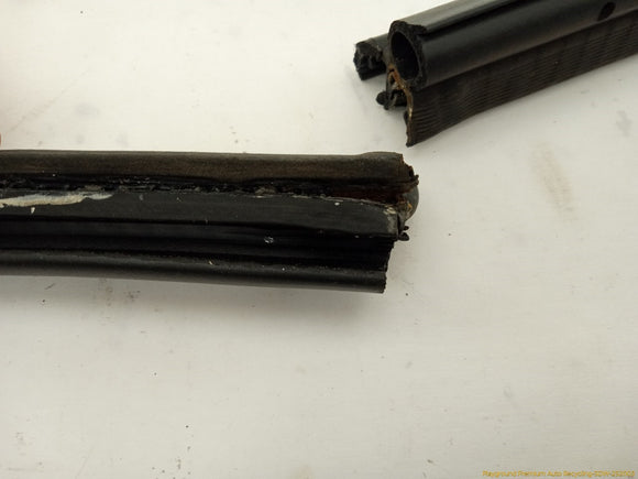 Land Rover LR2 Tailgate Molding