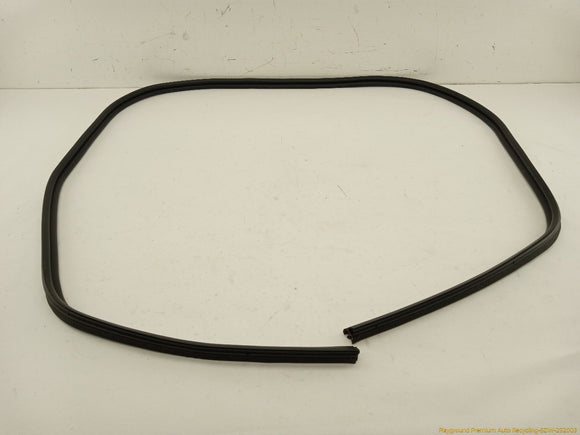 Land Rover LR2 Tailgate Molding