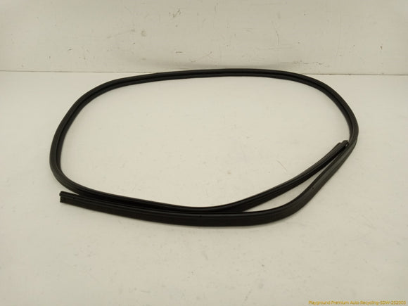 Land Rover LR2 Tailgate Molding