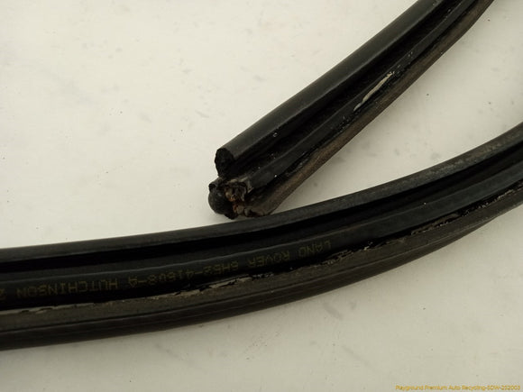 Land Rover LR2 Tailgate Molding