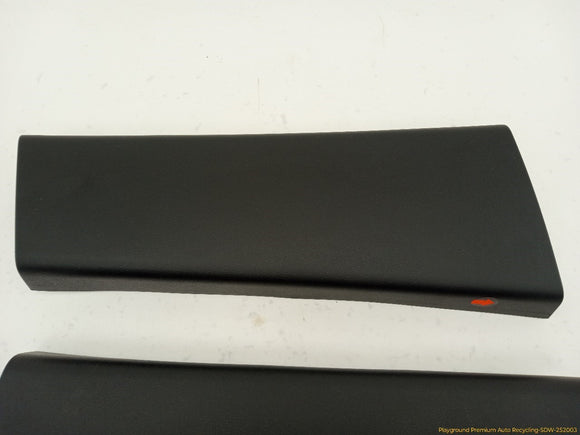 Land Rover LR2 Pair Of Center B Pillar Trim