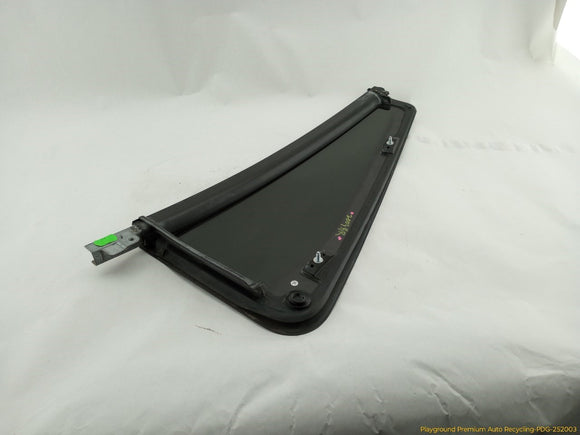 Land Rover LR2 Passenger Right Rear Door Vent Window Glass