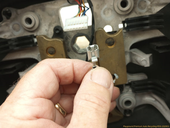 Land Rover LR2 Steering Wheel