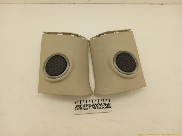 Land Rover LR2 Pair Of D Pillar Speaker Cover