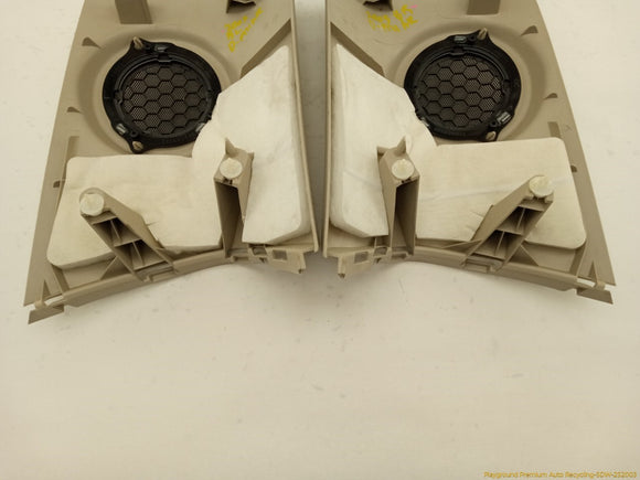 Land Rover LR2 Pair Of D Pillar Speaker Cover