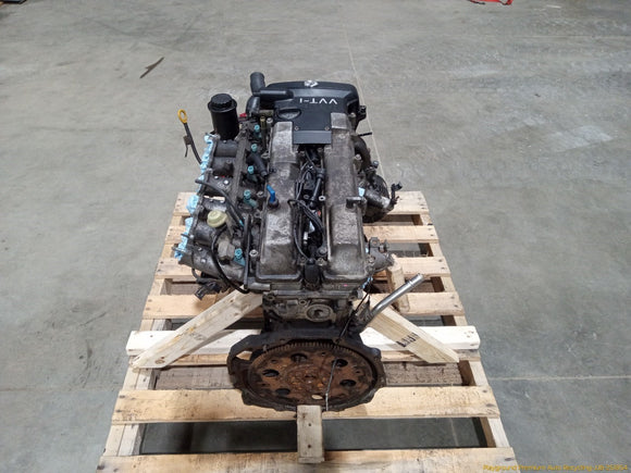 Lexus IS300 Engine Assembly