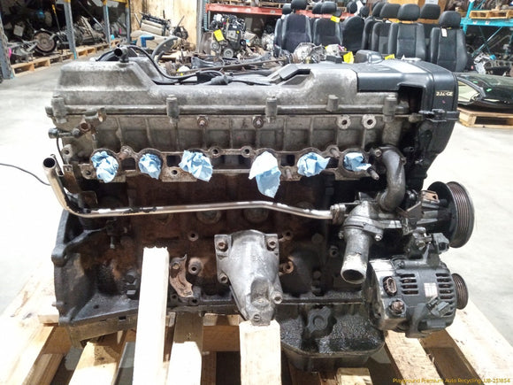Lexus IS300 Engine Assembly