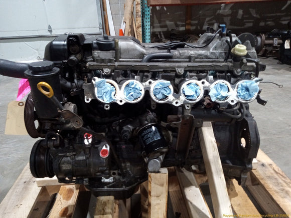 Lexus IS300 Engine Assembly