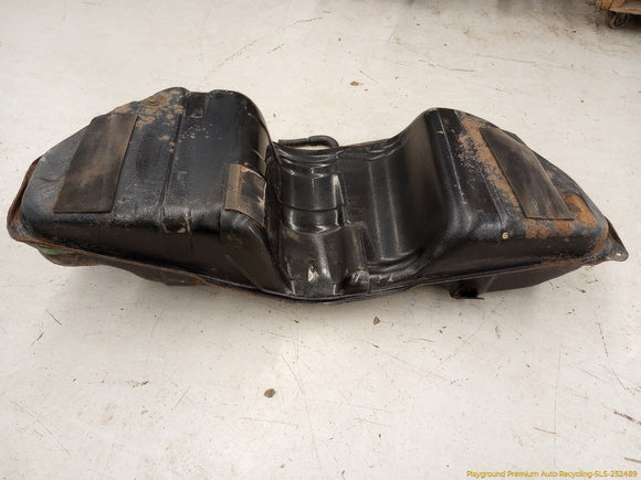 Lexus IS300 Fuel Gas Tank