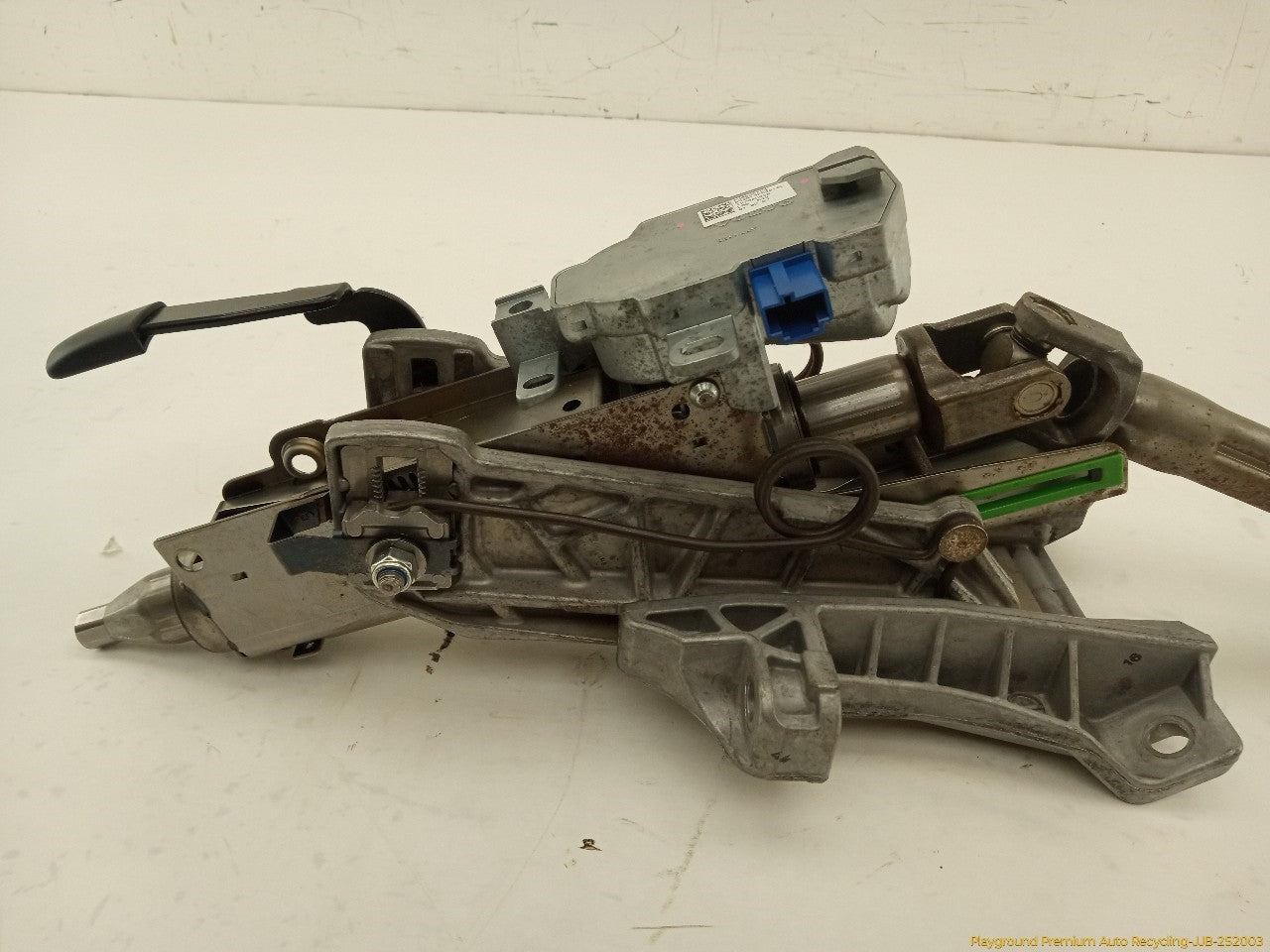 Land Rover LR2 Steering Column