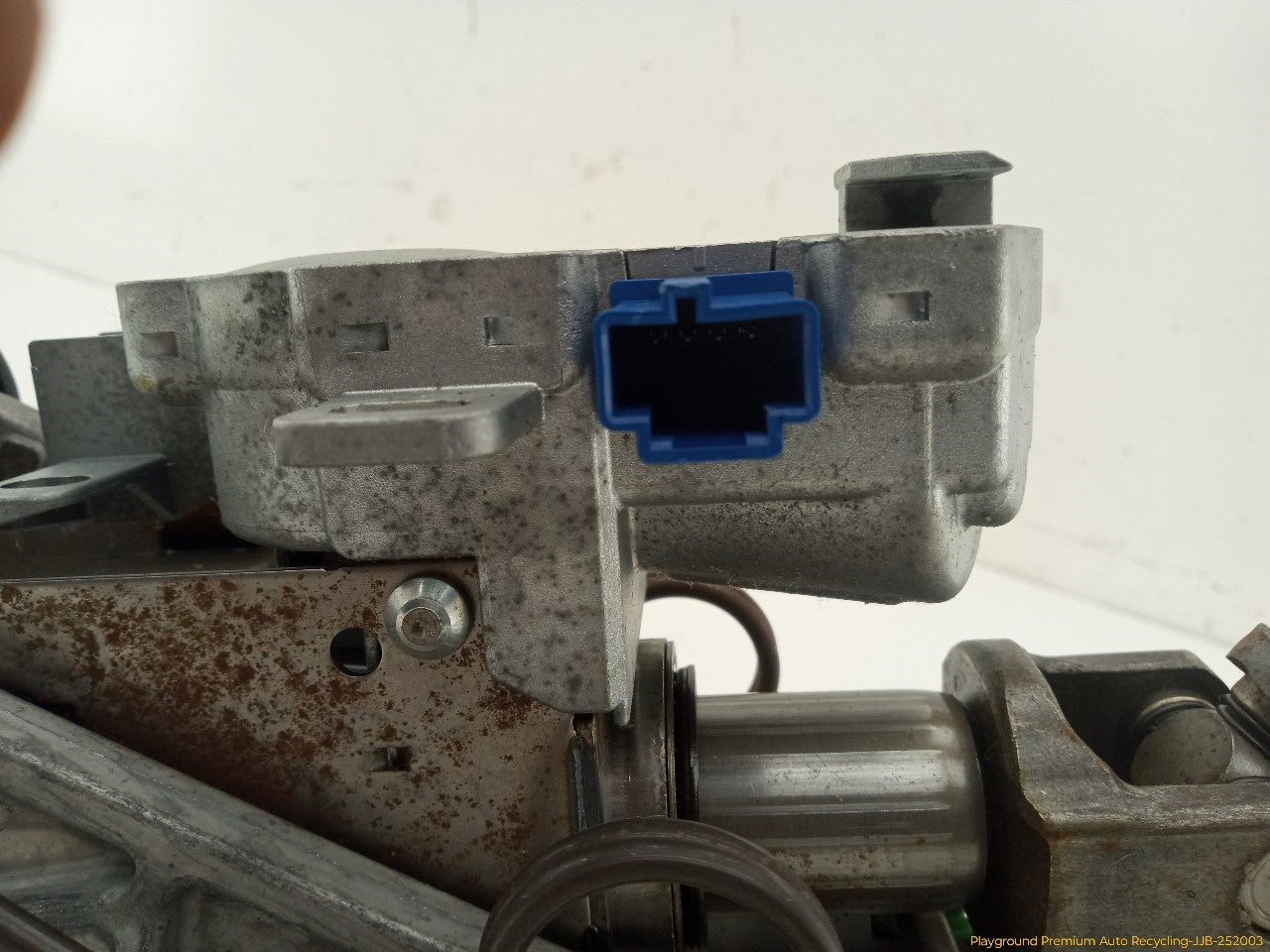 Land Rover LR2 Steering Column