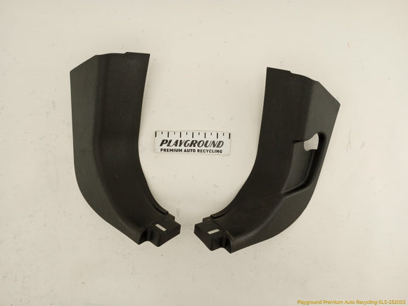 Land Rover LR2 Pair Of Front Kick Panel