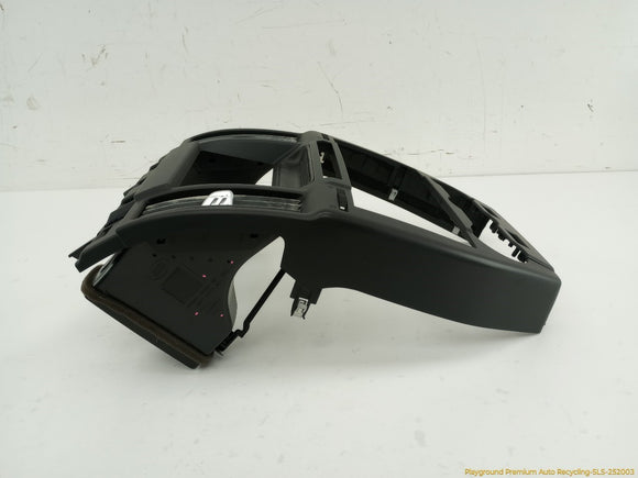 Land Rover LR2 Climate Control Radio Screen Bezel Trim