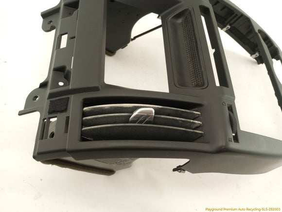 Land Rover LR2 Climate Control Radio Screen Bezel Trim