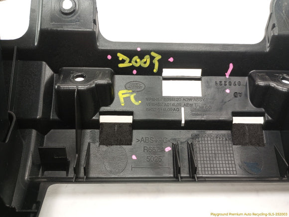 Land Rover LR2 Climate Control Radio Screen Bezel Trim
