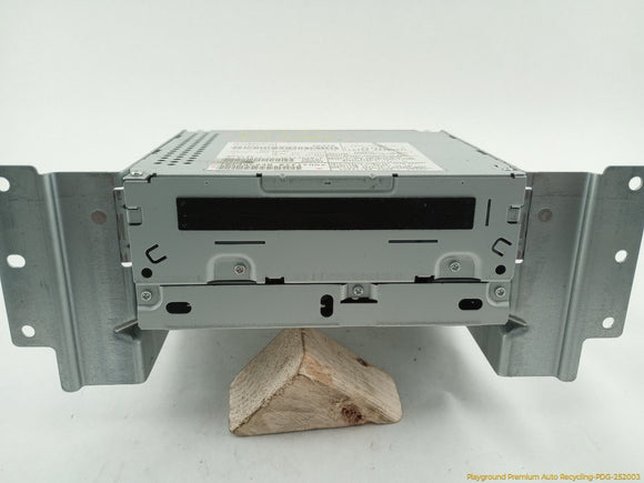 Land Rover LR2 Radio Stereo CD Changer