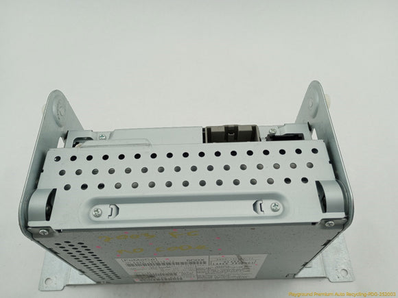 Land Rover LR2 Radio Stereo CD Changer