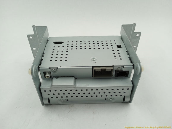 Land Rover LR2 Radio Stereo CD Changer