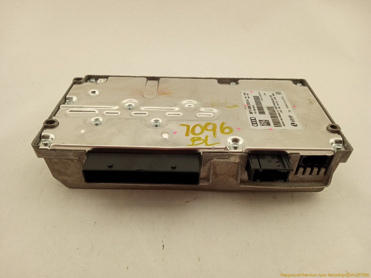 Audi A5 Radio Audio Amplifier