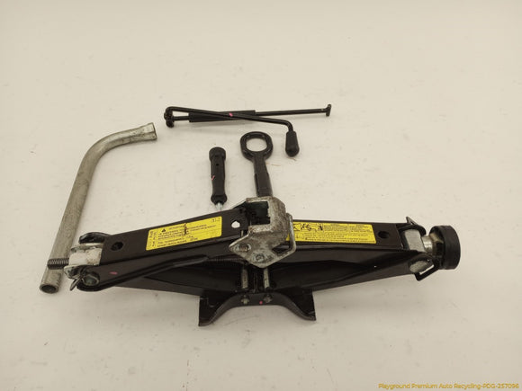Audi A5 Vehicle Jack Tool Kit