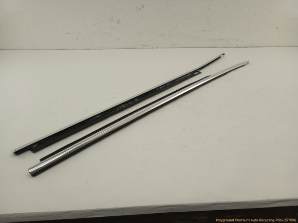 Audi A5 Pair Of Front Door Window Sweeps