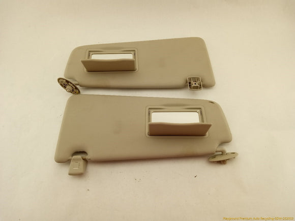 Land Rover LR2 Pair Of Sun Visors
