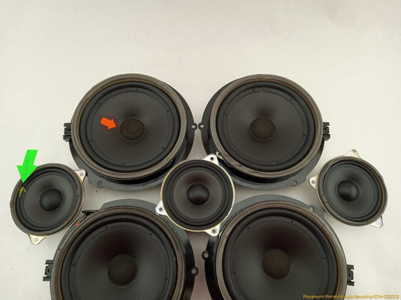 Land Rover LR2 Set Of 13 Audio Speakers