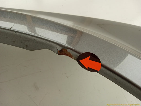 Land Rover LR2 Passenger Right Front Fender
