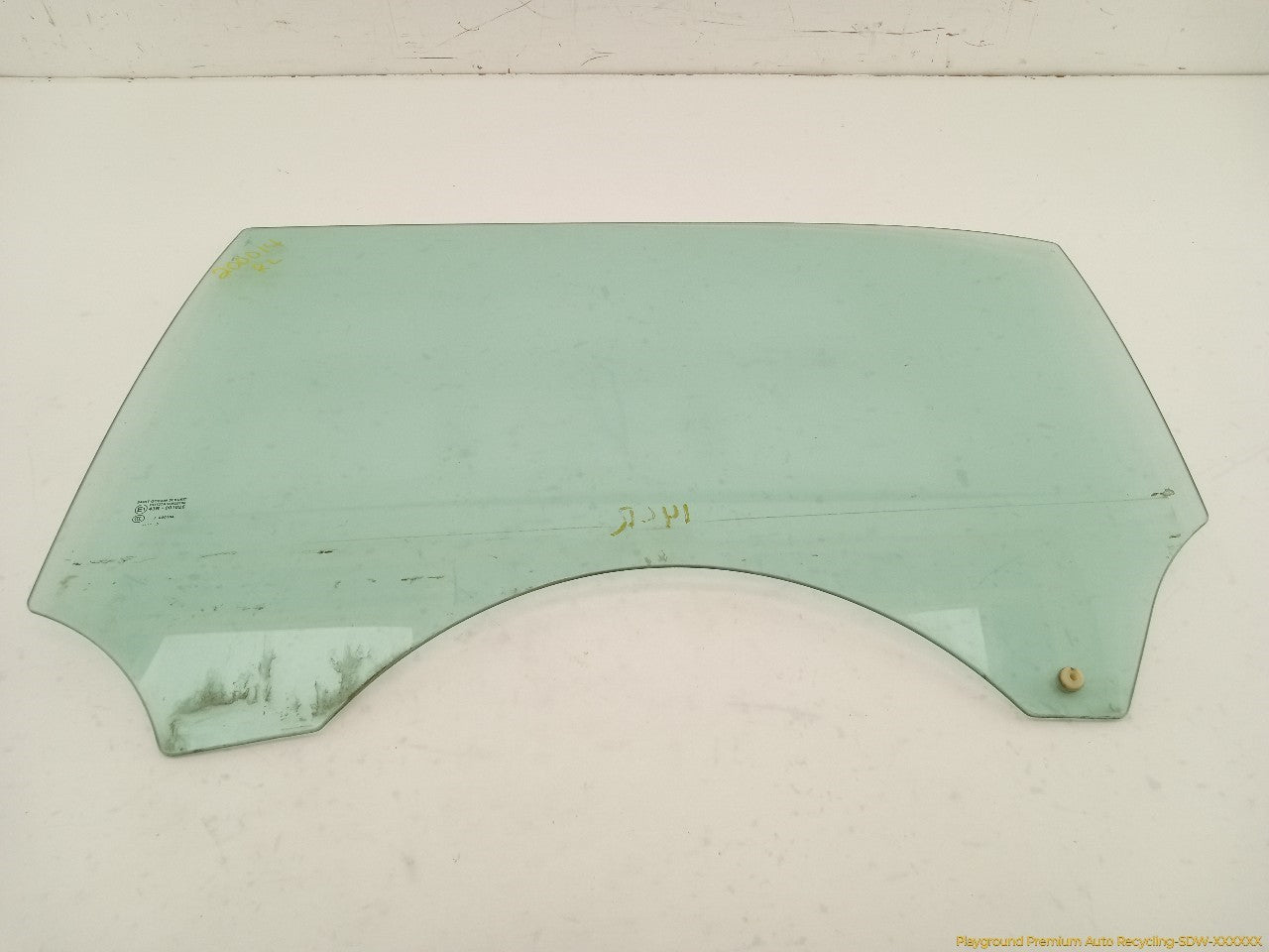 Jaguar XJ8 Driver Left Rear Door Window Glass