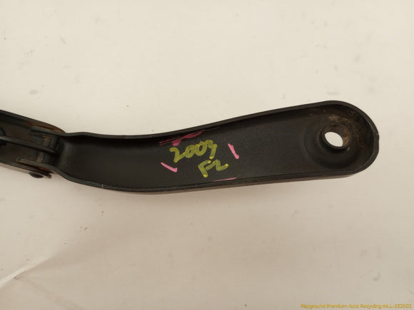 Land Rover LR2 Pair Of Windshield Wiper Arms