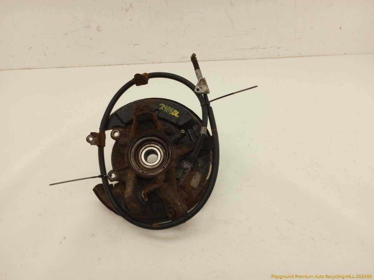 Lexus IS300 Driver Left Rear Spindle Knuckle Hub - 0