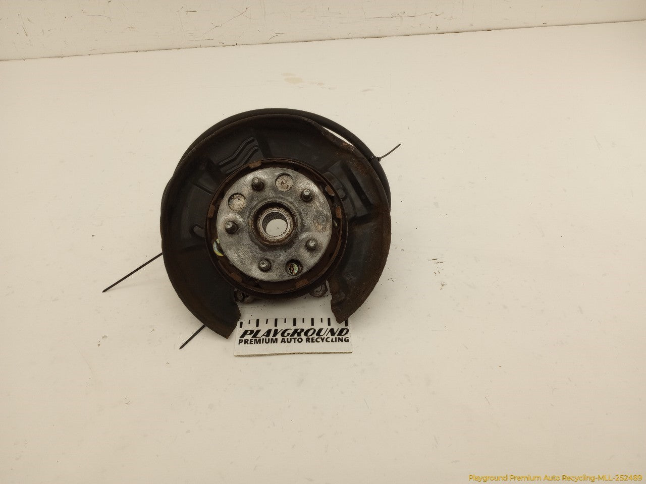 Lexus IS300 Passenger Right Rear Spindle Knuckle Hub