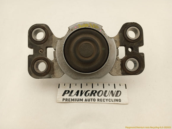 Land Rover LR2 Driver Left Transmission Mount Bracket