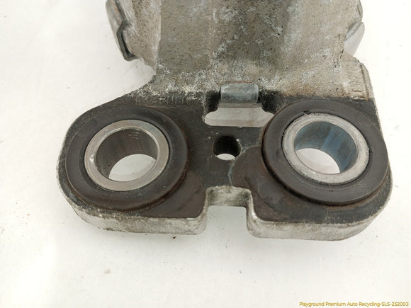 Land Rover LR2 Driver Left Transmission Mount Bracket