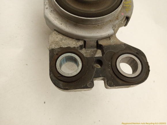 Land Rover LR2 Driver Left Transmission Mount Bracket