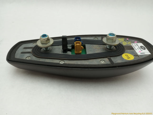 Land Rover LR2 Roof Antenna