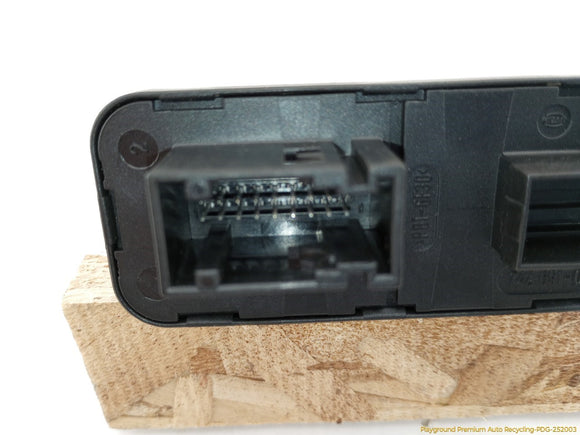Land Rover LR2 Headlight Control Module