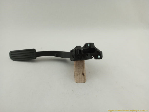 Land Rover LR2 Accelerator Gas Pedal