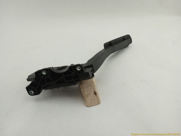 Land Rover LR2 Accelerator Gas Pedal